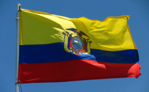 bandera-del-ecuador-2