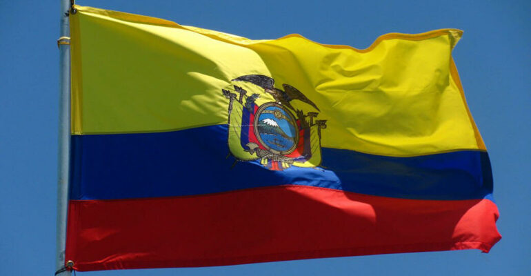 bandera-del-ecuador-2